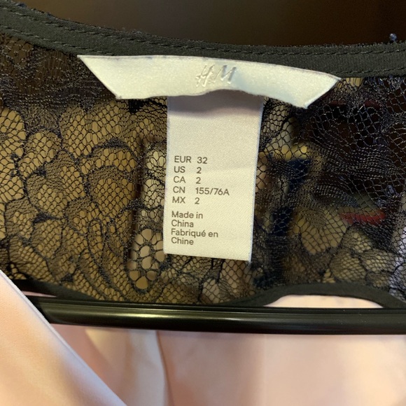 HM blouse - Picture 2 of 4